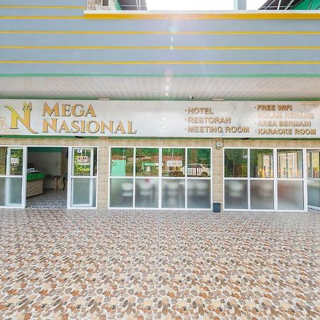Mega Nasional Seaview Hotel Gunungsitoli Exterior foto